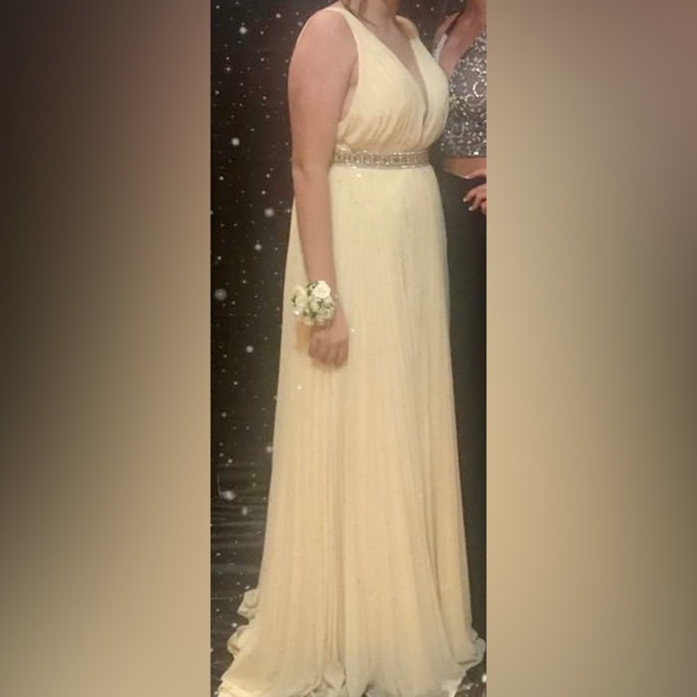 Yellow Sherri hill prom dress